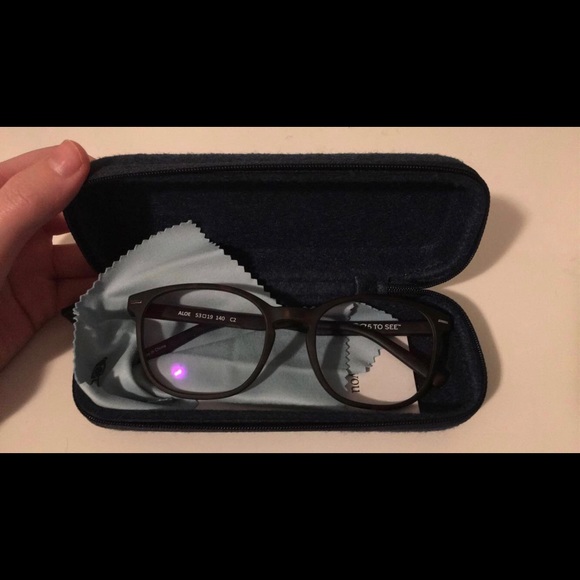 EyeBuyDirect Aloe Blue Light Glasses - Picture 3 of 9